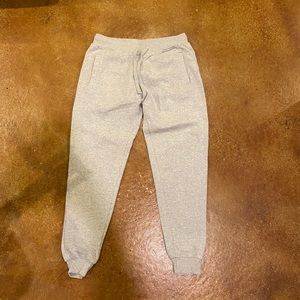 🥶Fashion Nova Light Gray Sweatpant Joggers🥶